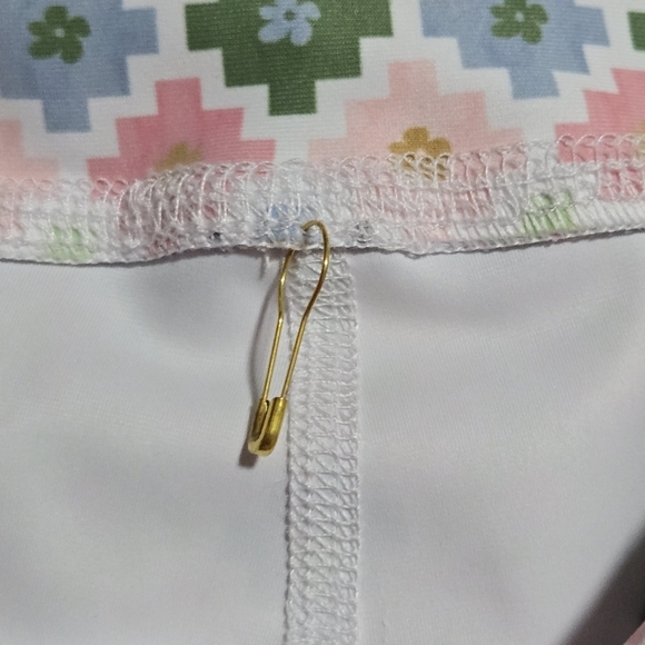 Smith & Quinn Women's Pink Multi Tile Geo Preppy Golf Leggings Size Large - Picture 6 of 7